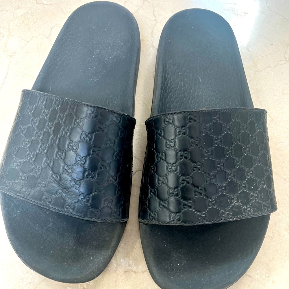 Men’s Gucci slides 5.5